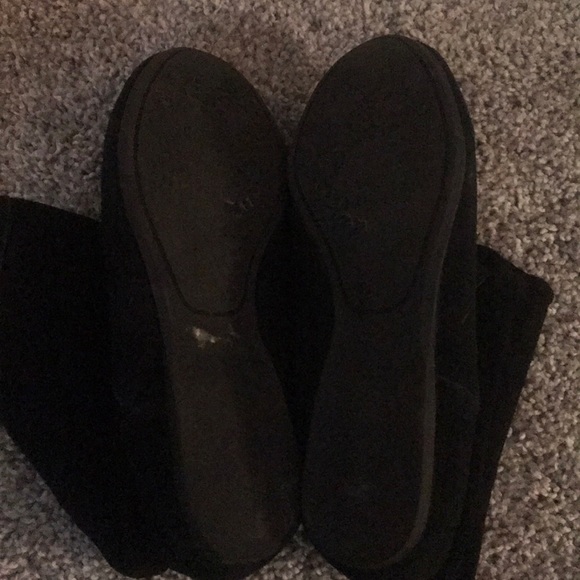 Super cute black, suede booties! - Picture 3 of 4